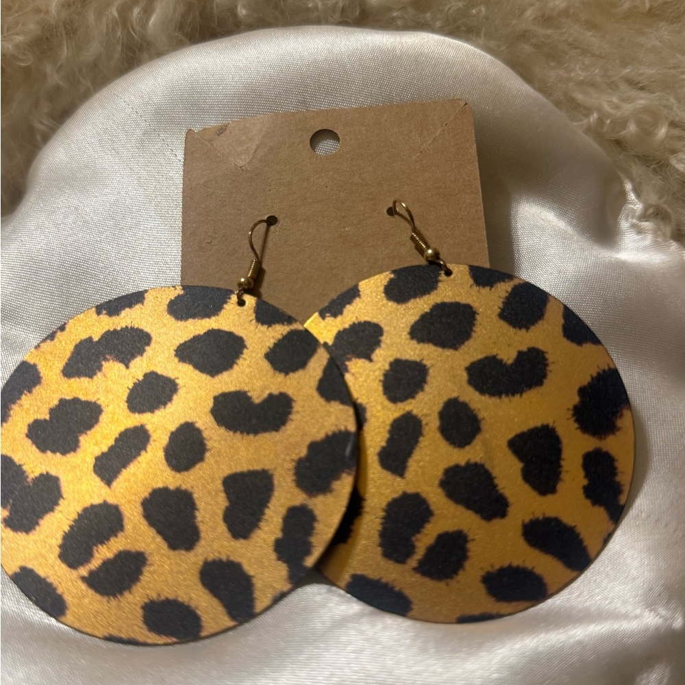 Leopard Print Round Earrings